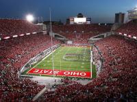 RNG带队取胜！莎拉波娃重要时刻重要助攻，观众掌声雷动的现场全景解读