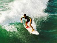 足球赛场焦点！瑞士队对阵俄罗斯队，强强对话引爆全球球迷关注