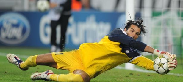 字母哥复出首秀出彩，利物浦主场大胜莱比锡，豪取8连胜