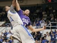 NBA常规赛决赛对决在即！波尔图演练定位球，武汉三镇密集防守应对